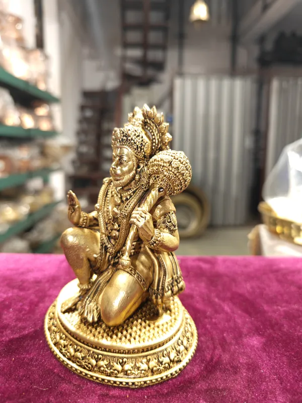 Pure_Brass_Hanuman_Idol_With_Ornate_Base