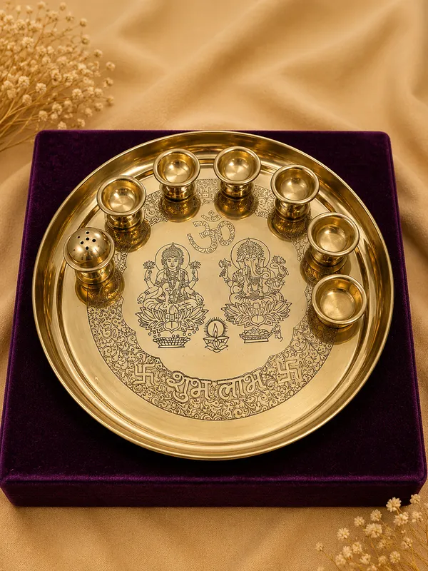 Brass_Traditional_Lakshmi_Ganesh_Engraved_Pooja_Thali_Set
