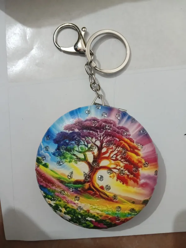 Designer_Round_Mirror_Keychain_with_Rhinestones