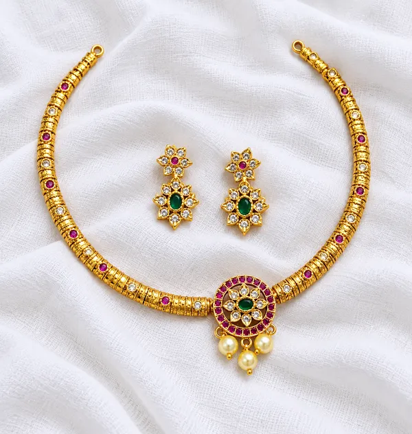 Meenakari_Emerald_Gold_Hasli