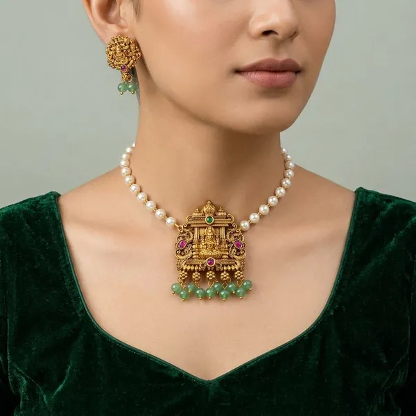 Trending_New_Premium_Quality_Pearl_Choker