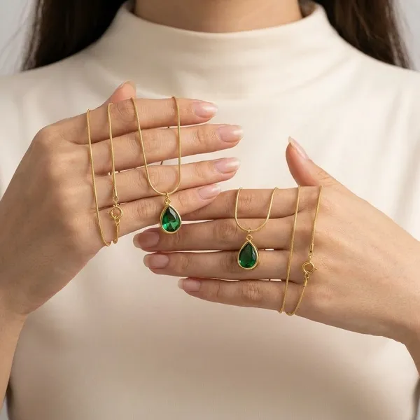 Trendy_Anti_Tarnish_Premium_Quality_New_Anti_Tarnish_Emerald_Dollar_Necklace_Pack_Of_2