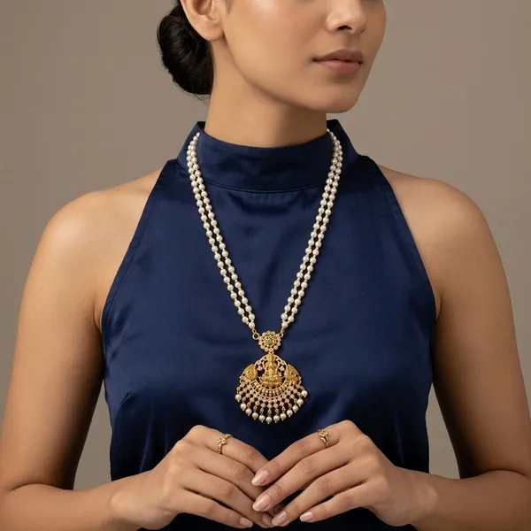 Trending_New_Premium_Quality_White_Pearl_Lakshmi_Necklace