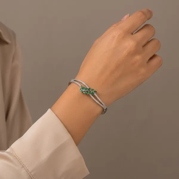 Trending_New_Premium_Quality_Green_Leaf_Ad_Stone_Bracelet