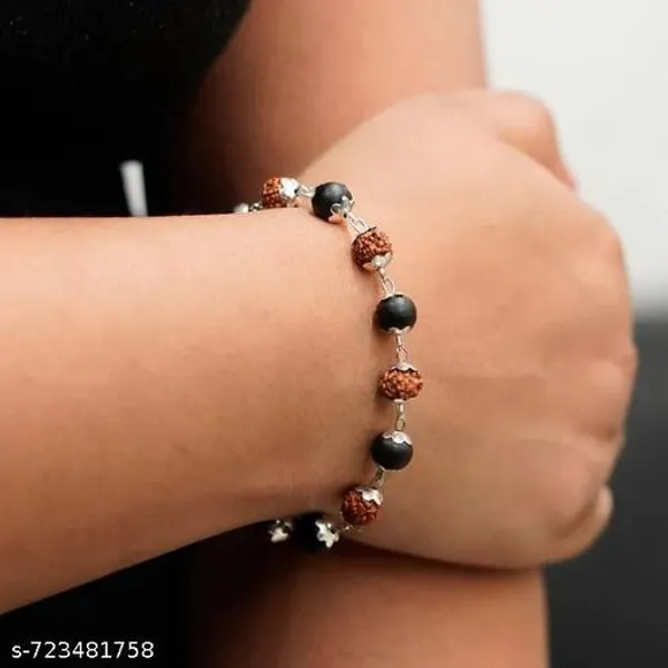 Certified_Rudraksha_and_Karungali_bracelet_original_with_certificate_8mm