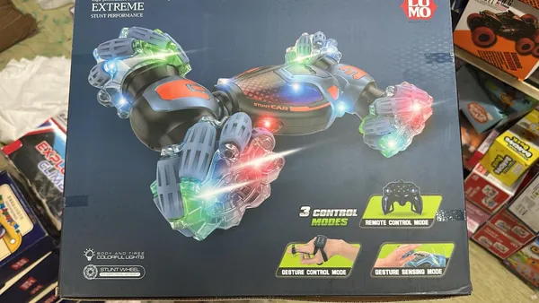 Remote_Control_Stunt_Car_With_Gesture_Control_And_LED_Lights