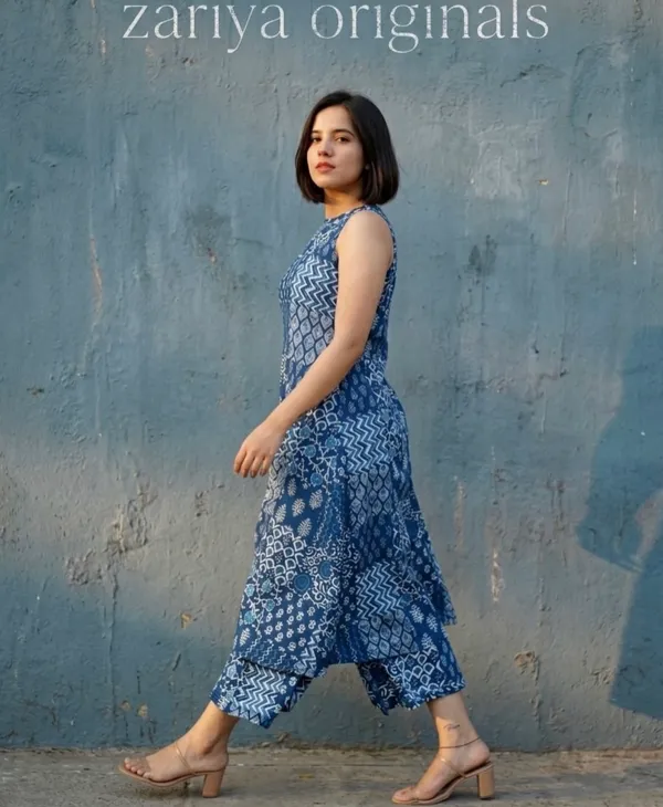 Blue_Cotton_Hand_Block_Print_Sleeveless_Kurta_For_Women