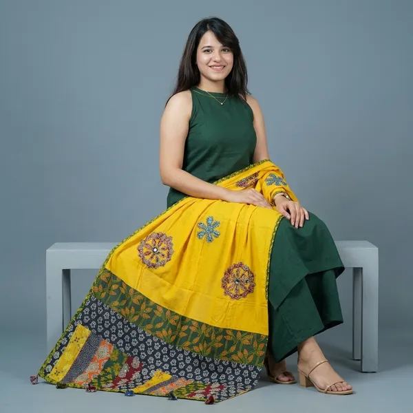 Green_Sleeveless_Straight_Kurta_With_Palazzo_And_Yellow_Dupatta_Set