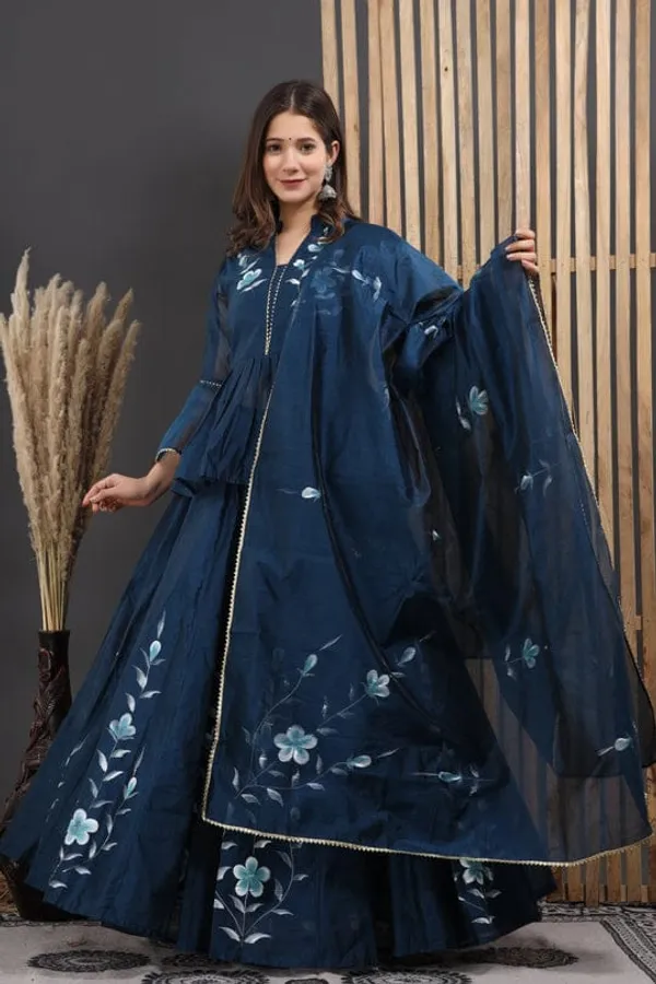 Navy_Blue_Floral_Print_Ethnic_Kurta_Set_With_Dupatta_For_Women