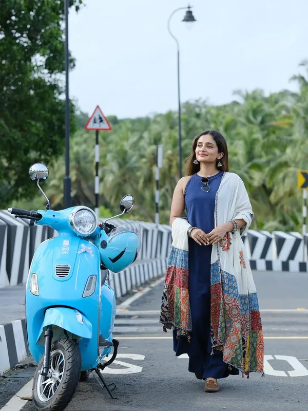 Blue_Cotton_Sleeveless_Anarkali_Kurta_With_Printed_Dupatta_For_Women