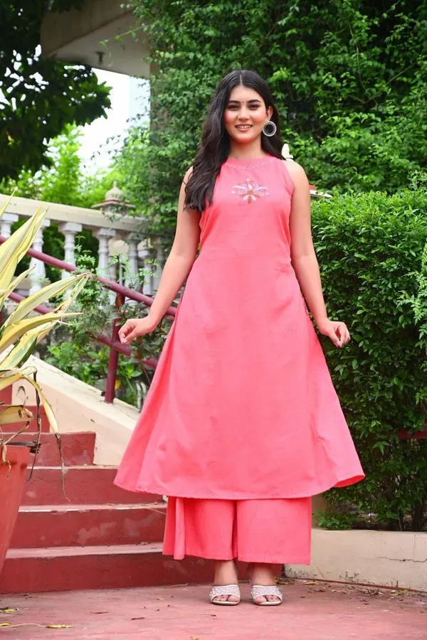 Pink_Solid_Sleeveless_Kurta_With_Palazzo_Set_For_Women