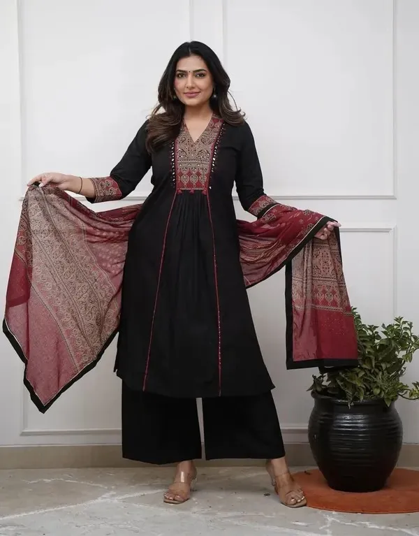 Black_Cotton_Ajrakh_Print_Anarkali_Kurta_With_Dupatta_for_Women