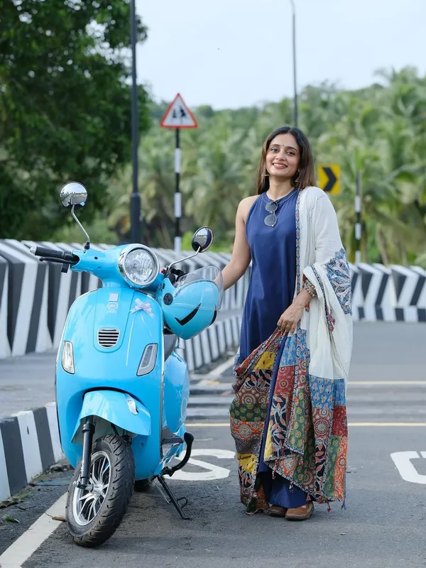 Blue_Cotton_Sleeveless_Anarkali_Kurta_With_Printed_Dupatta_For_Women