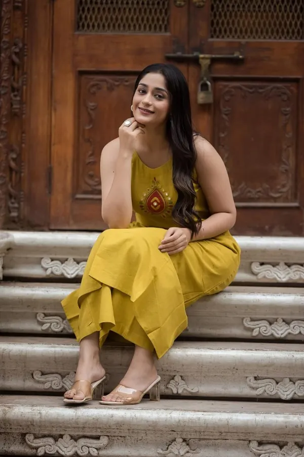 Mustard_Yellow_Cotton_Straight_Kurta_Set_With_Embroidered_Motif_For_Women