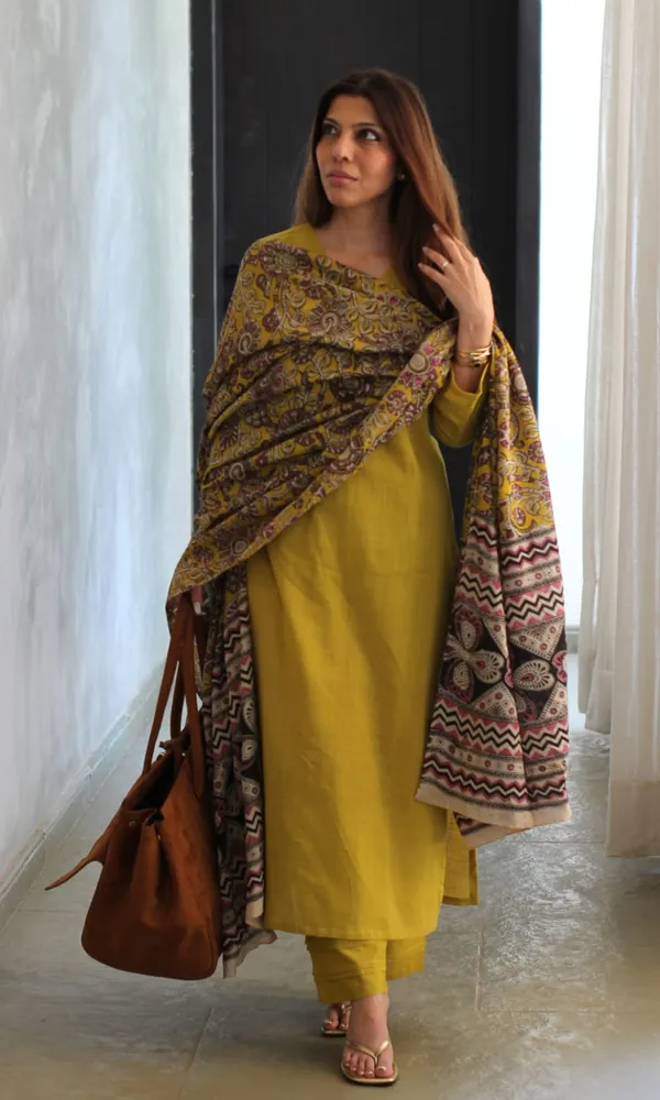 Yellow_Cotton_Kurta_Set_With_Printed_Dupatta_For_Women