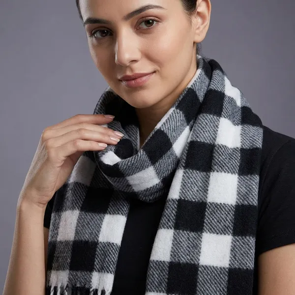 Black_Wool-Cotton_Checkered_Muffler_For_Unisex