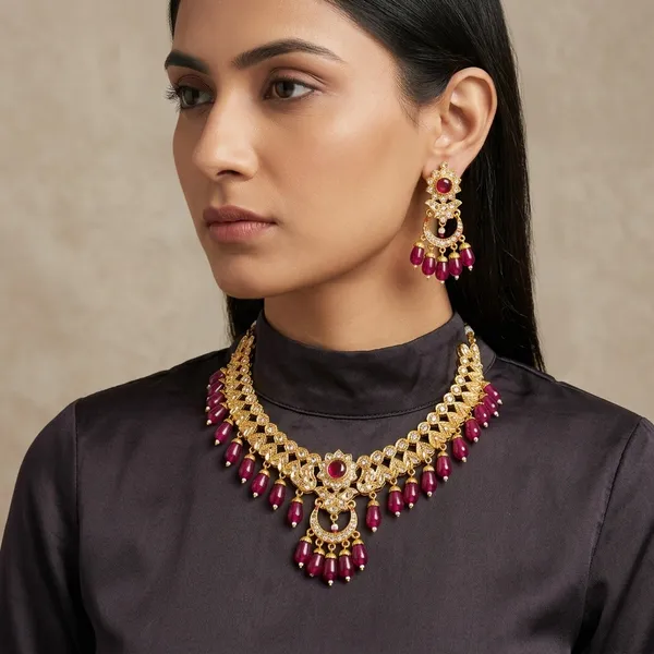 Red_Golden_Plated_Metal_Alloy_Ethnic_Necklace_Set_For_Women