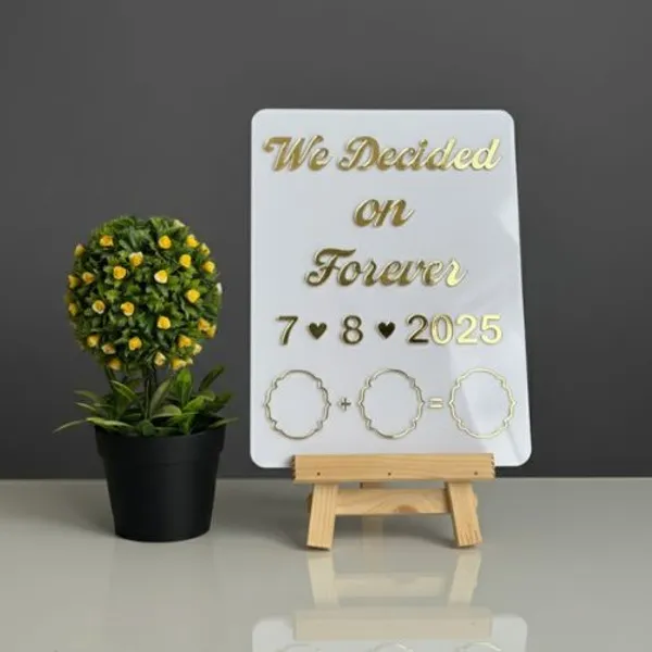 Personalized_Acrylic_Engagement_Ring_Holder_With_Wooden_Stand_1_Unit