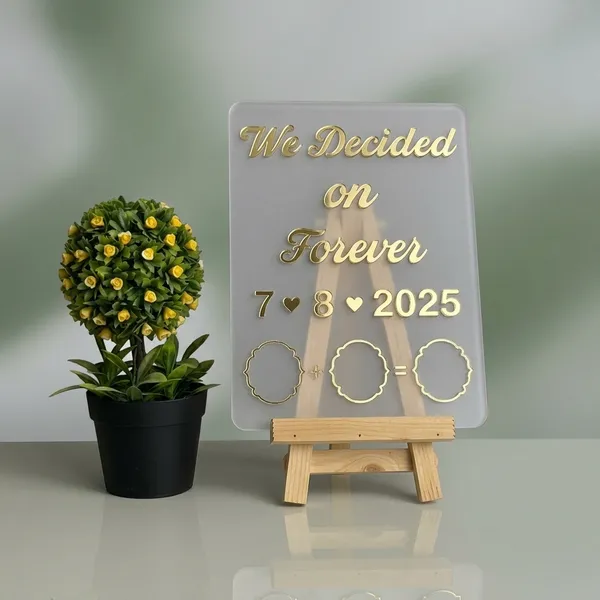 Personalized_Acrylic_Engagement_Ring_Holder_With_Wooden_Stand_1_Unit
