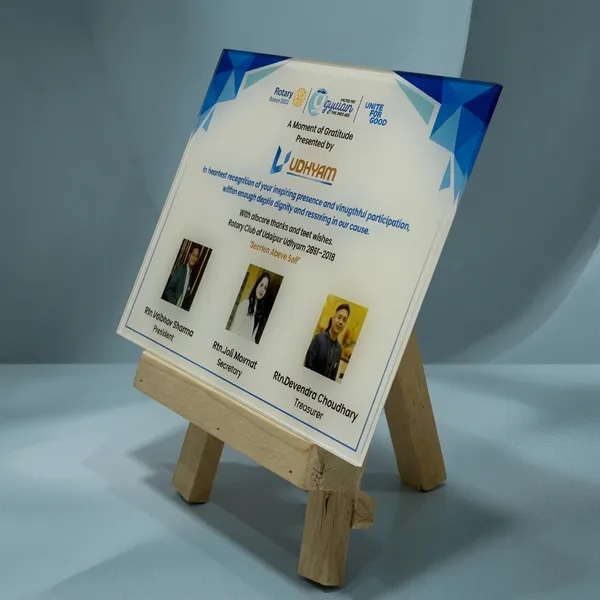 Printed_Certificate_With_Wooden_Display_Easel_1_Unit