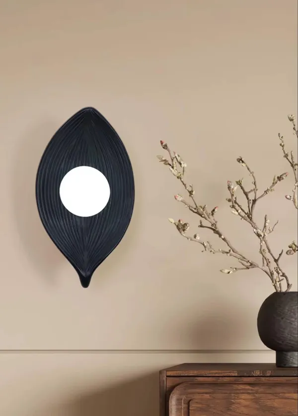Pvc_Modern_Black_White_G9_Wall_Light