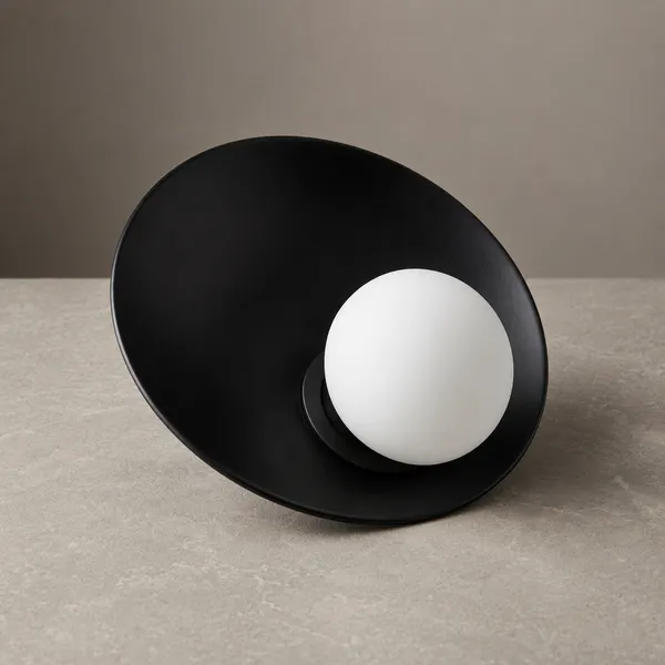 Polycarbonate_Acrylic_Modern_Black_G9_Wall_Light