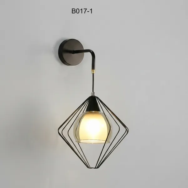 Glass_Metal_Modern_Black_Wall_Light