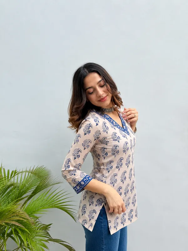 Beige_Cotton_Floral_Block_Print_V_Neck_Tunic_Top_For_Women