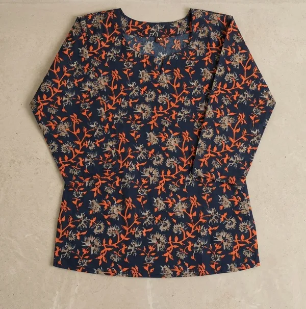 Grey_Cotton_Three_Quarter_Sleeve_Floral_Print_Tunic_For_Women
