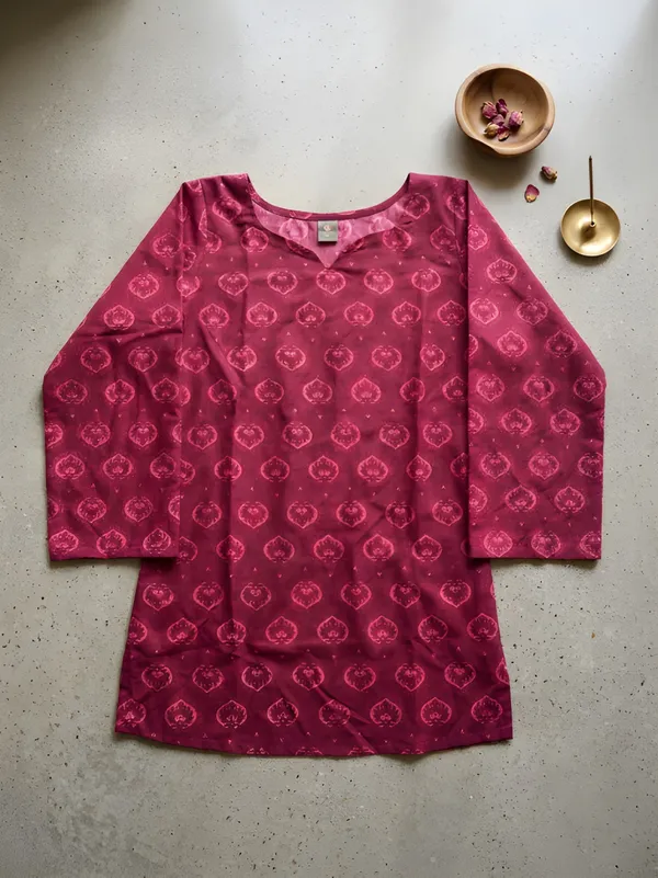 Magenta_Cotton_Geometric_Print_A_Line_Tunic_Top_For_Women
