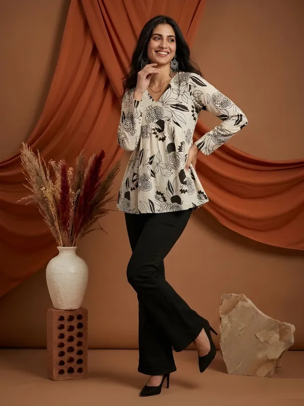 Off_White_Cotton_Relaxed_Fit_Floral_Print_Top_For_Women
