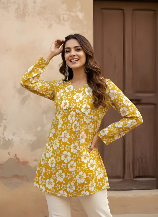 Yellow_Cotton_Floral_Print_Relaxed_Fit_Tunic_For_Women