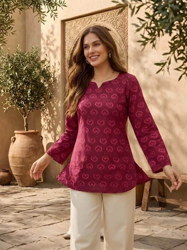 Magenta_Cotton_Geometric_Print_A_Line_Tunic_Top_For_Women