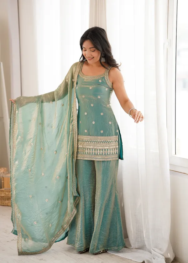 Sea_Green_Cotton_Blend_Embroidered_Kurta_Set_For_Women
