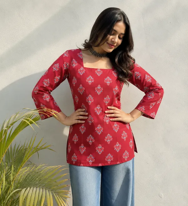 Red_Cotton_Block_Print_Square_Neck_Top_For_Women