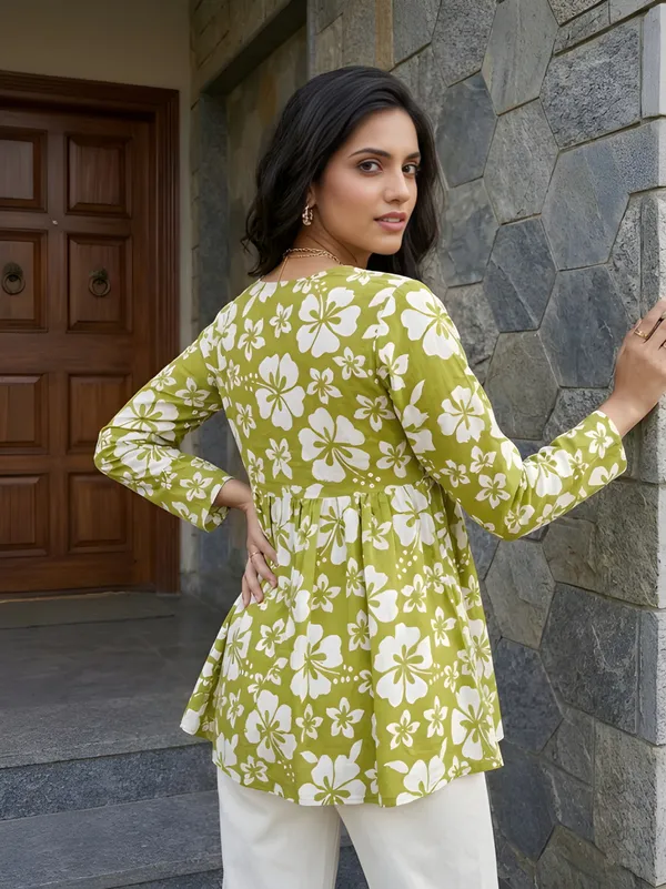 Green_Cotton_A_Line_Floral_Print_Tunic_Top_For_Women