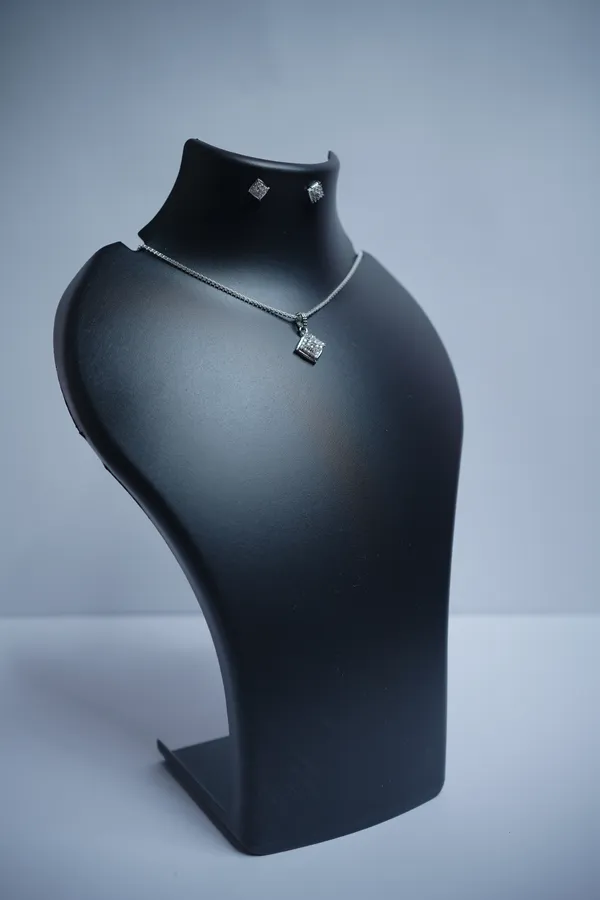 925_Sterling_Silver_Diamond_Shape_Pendant_And_Earrings_Set_For_Women