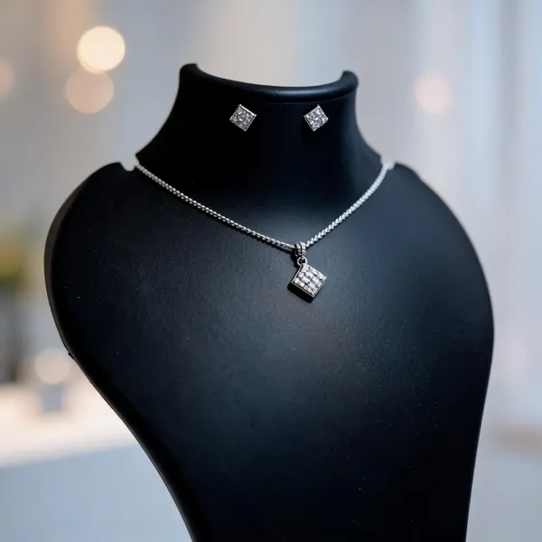 925_Sterling_Silver_Diamond_Shape_Pendant_And_Earrings_Set_For_Women