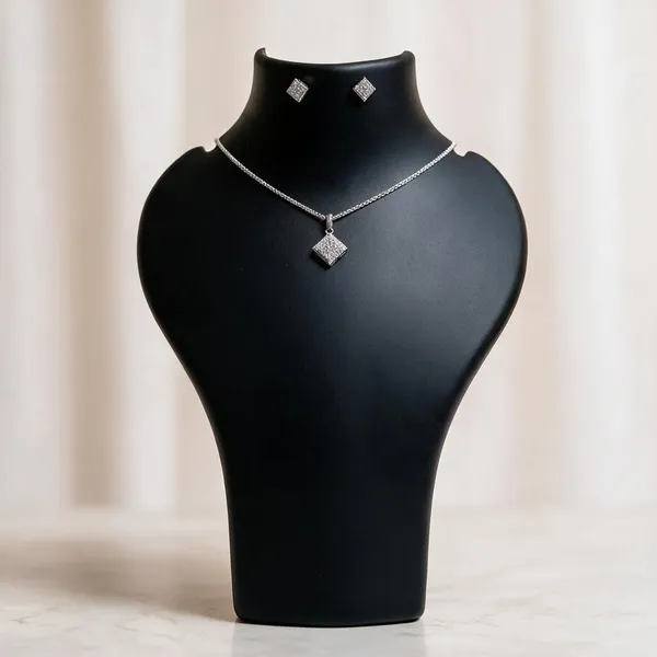 925_Sterling_Silver_Diamond_Shape_Pendant_And_Earrings_Set_For_Women
