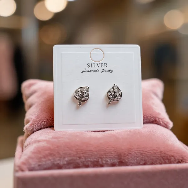 925_Sterling_Silver_Leaf_Sparkle_Stud_Earrings_For_Women