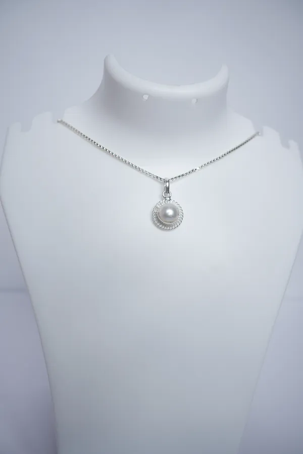 925_Sterling_Silver_Crescent_Moon_Pearl_Pendant_For_Women