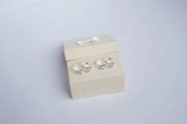 Pink_Zircon_Toe_Ring_Set_Of_2_For_Women