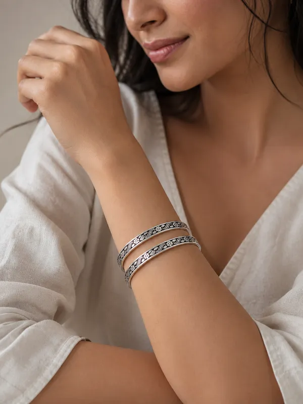 925_Sterling_Silver_Oxidized_Floral_Engraved_Bangle_Set_For_Women