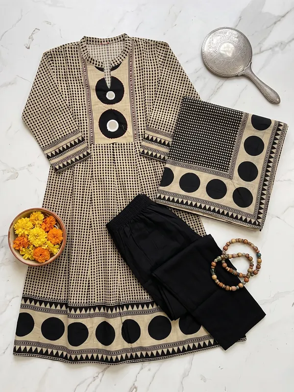 Beige_Cotton_Printed_Anarkali_Kurta_Set_With_Dupatta_For_Women