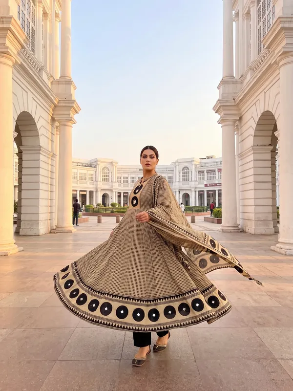 Beige_Cotton_Printed_Anarkali_Kurta_Set_With_Dupatta_For_Women