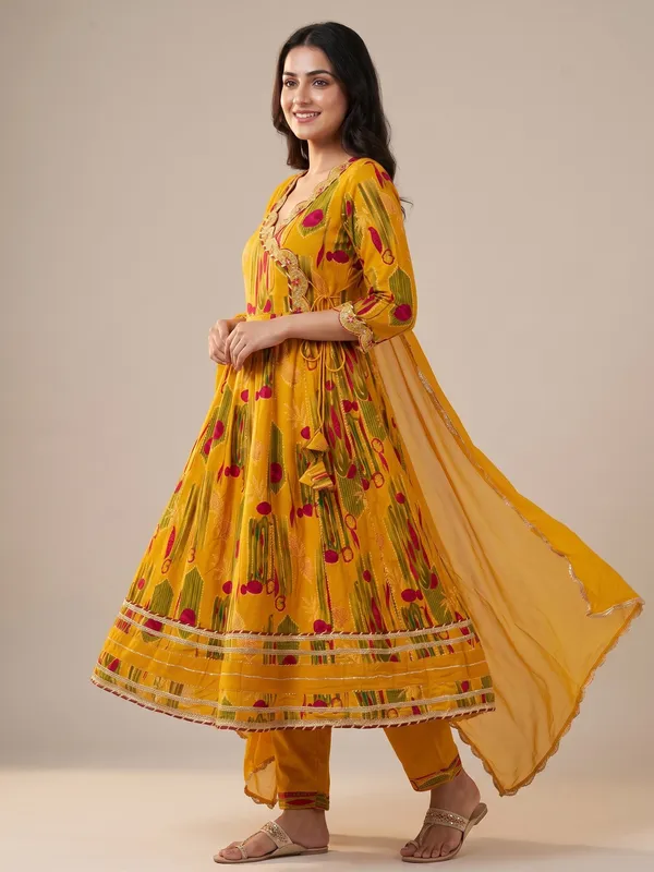 Yellow_Cotton_Printed_Anarkali_Kurta_Set_With_Dupatta_For_Women