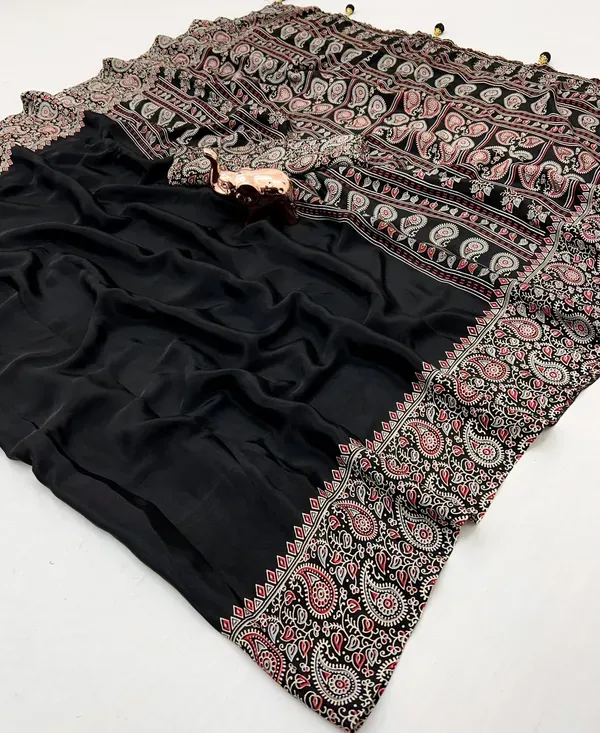 Black_Japan_Satin_Saree_With_Unstitched_Blouse_For_Women