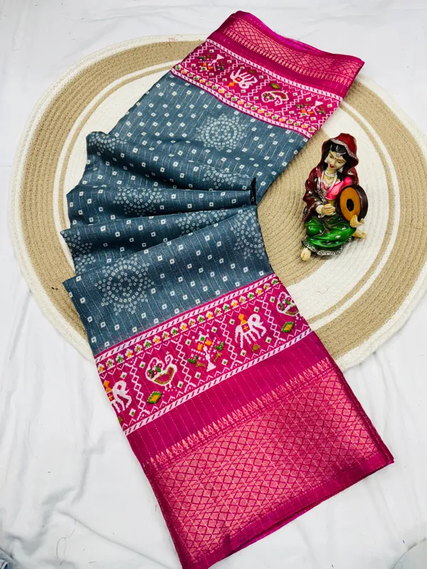 Grey_Dola_Silk_Saree_With_Unstitched_Blouse_For_Women