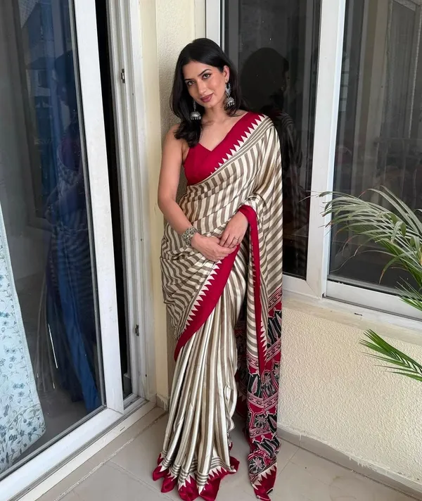 Cream_Red_Japan_Satin_Saree_With_Unstitched_Blouse_For_Women
