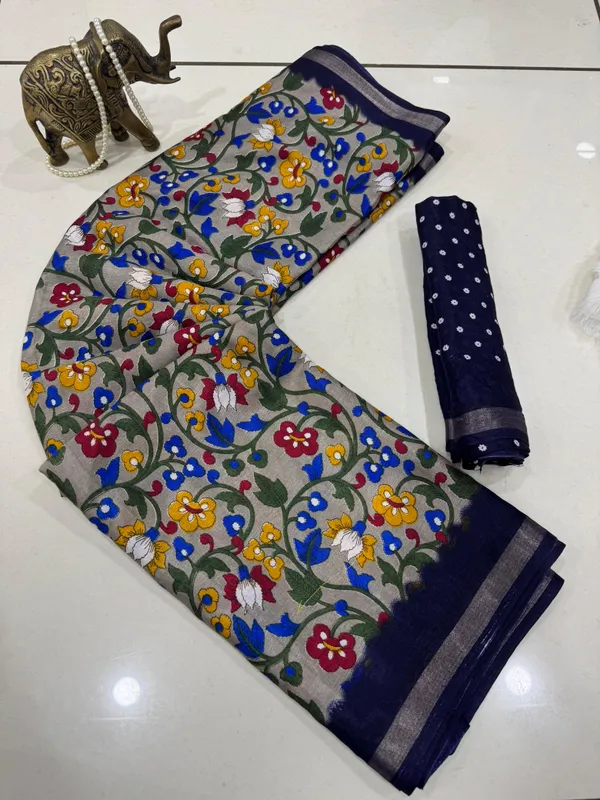 Grey_Malmal_Cotton_Saree_With_Unstitched_Blouse_For_Women
